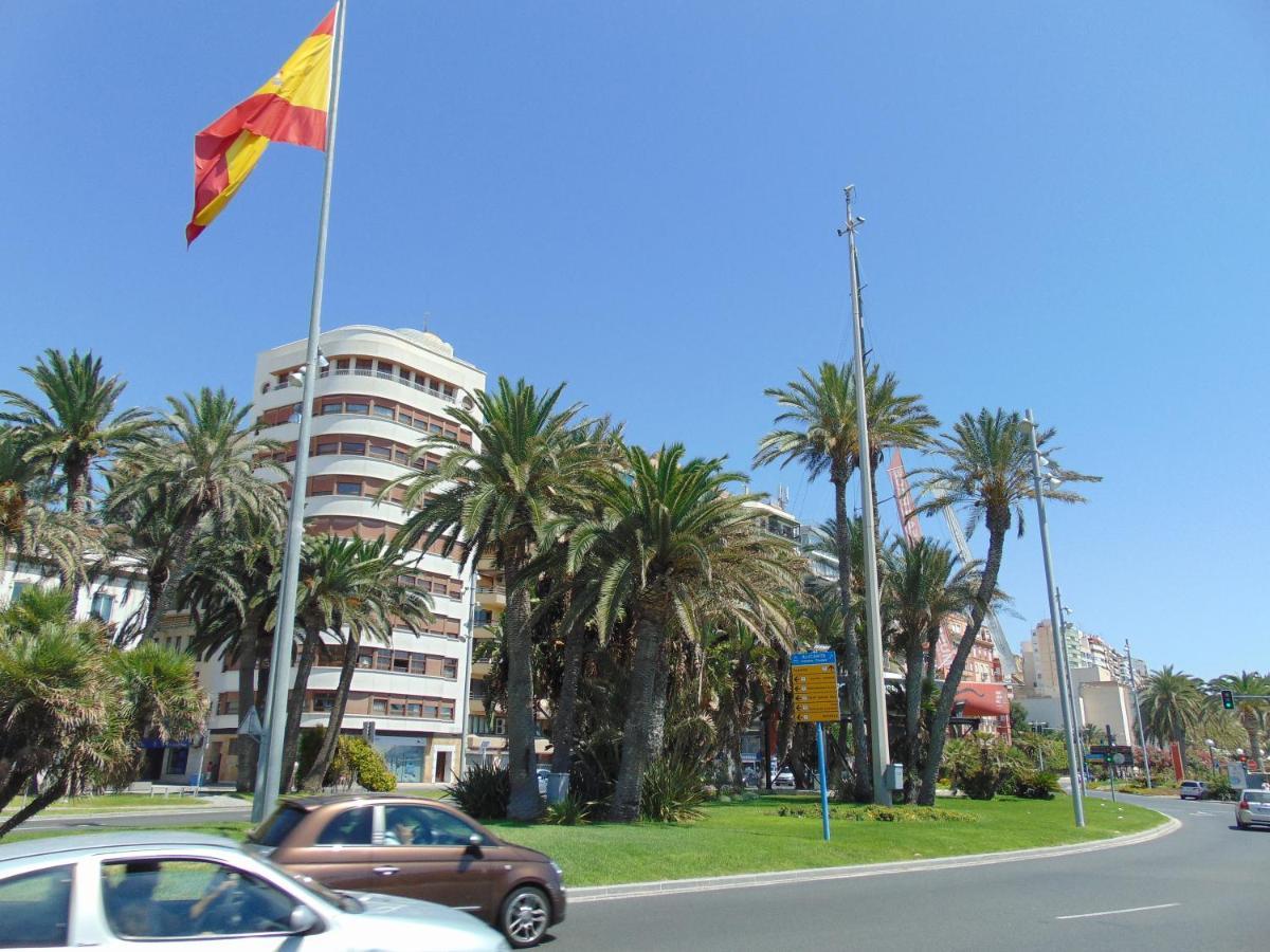 Apartamentos Playa Postiguet 알리칸테 외부 사진