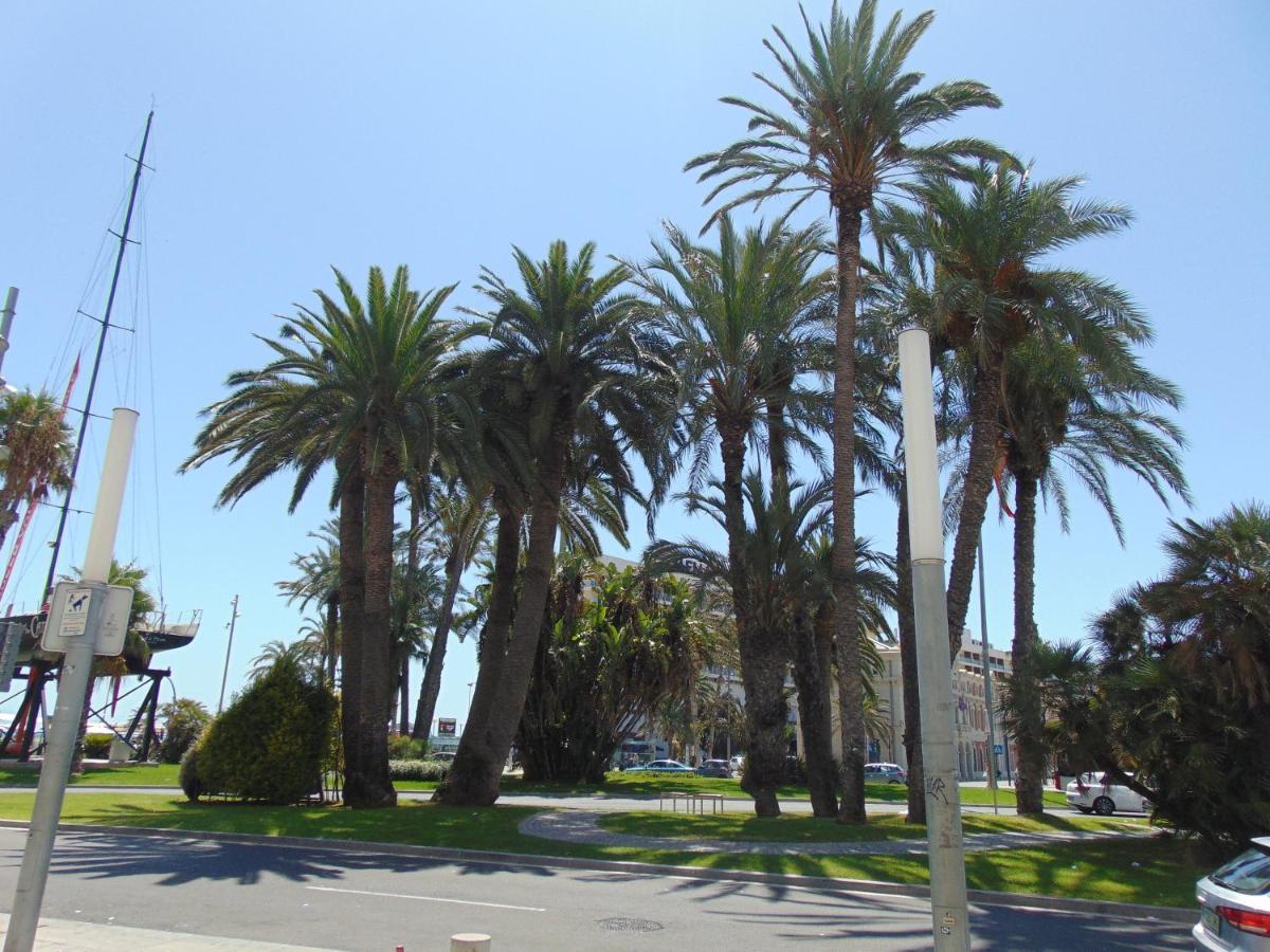 Apartamentos Playa Postiguet 알리칸테 외부 사진