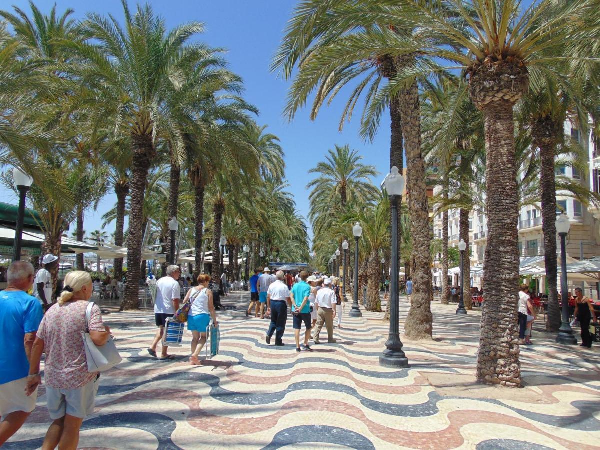 Apartamentos Playa Postiguet 알리칸테 외부 사진