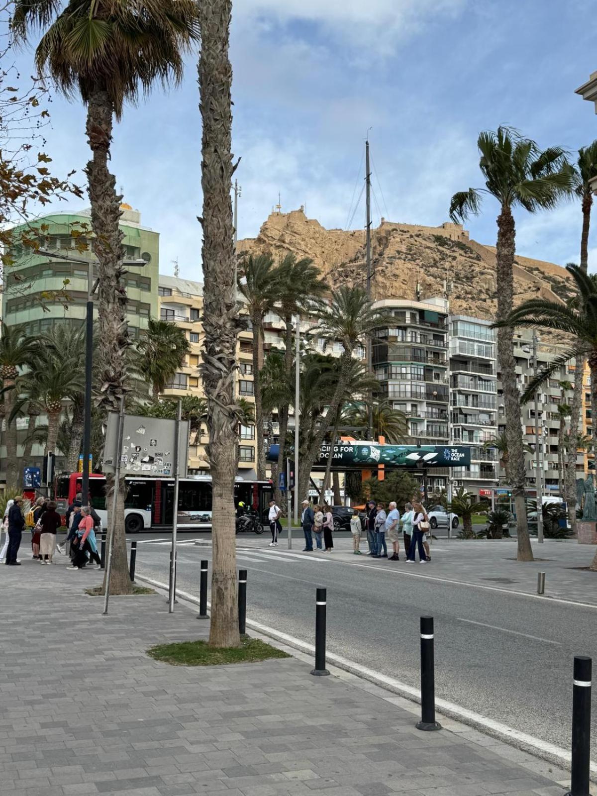 Apartamentos Playa Postiguet 알리칸테 외부 사진