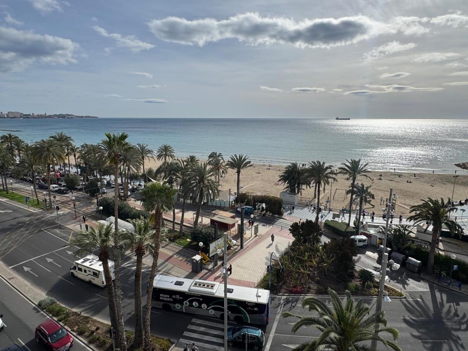 Apartamentos Playa Postiguet 알리칸테 외부 사진