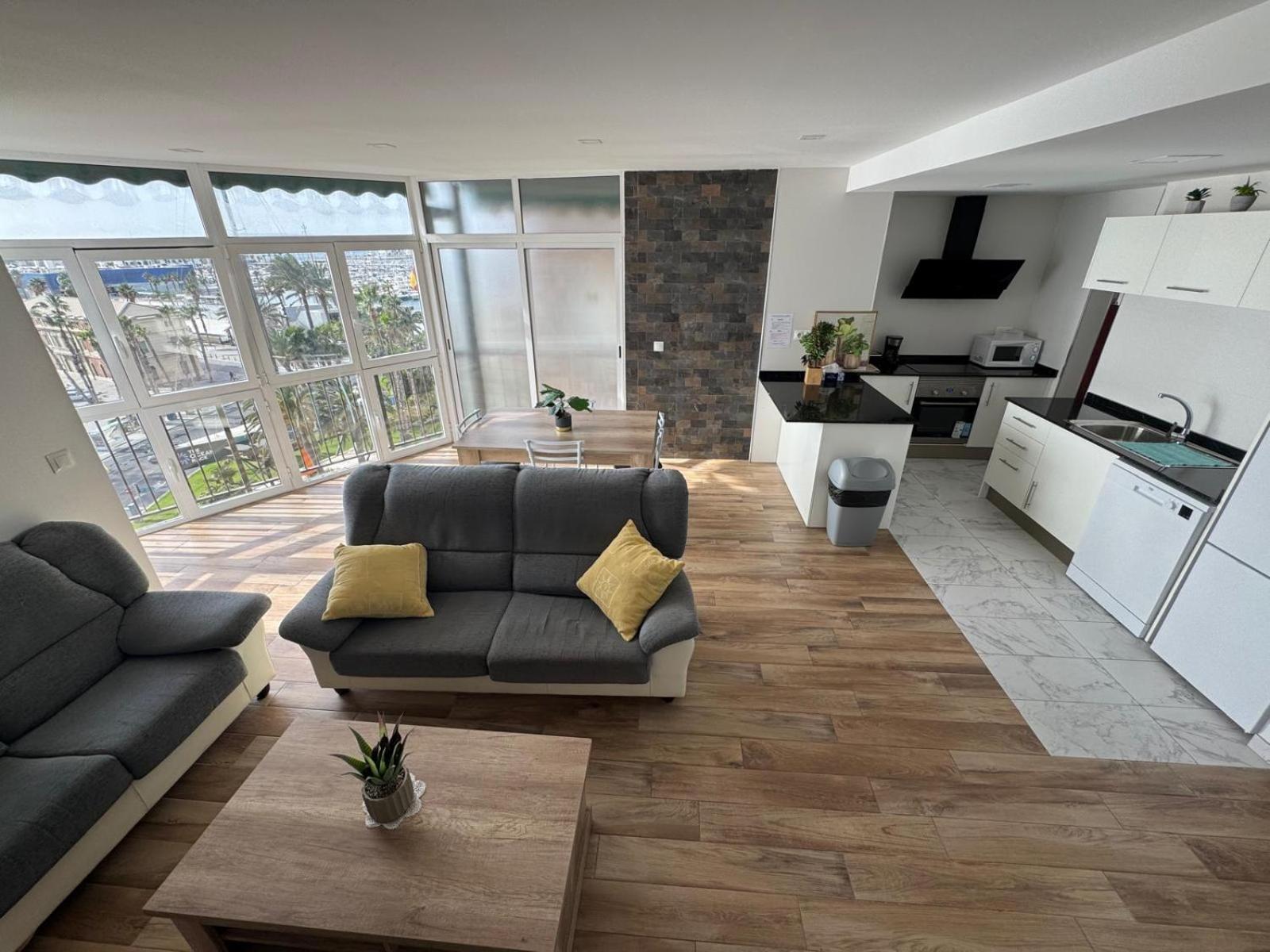 Apartamentos Playa Postiguet 알리칸테 외부 사진
